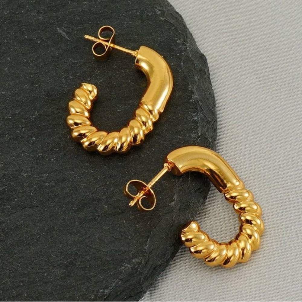 NEW💎18K Gold Hoop Earrings*Twisted Hoop Earrings - Picture 1 of 7